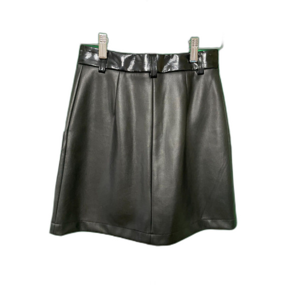 STAUD Paper Faux Leather Mini Skirt Women's 0 Black Front Pockets Snap Closure - Picture 2 of 13